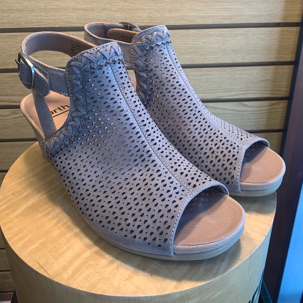 Heeled sandals 👡